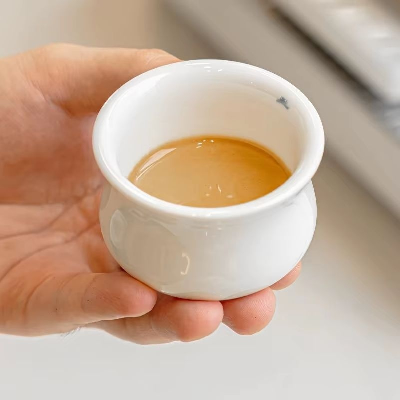طقم تايمور إكس المكون من قطعتي - مراجعة Coffee Tea Shop وسعره